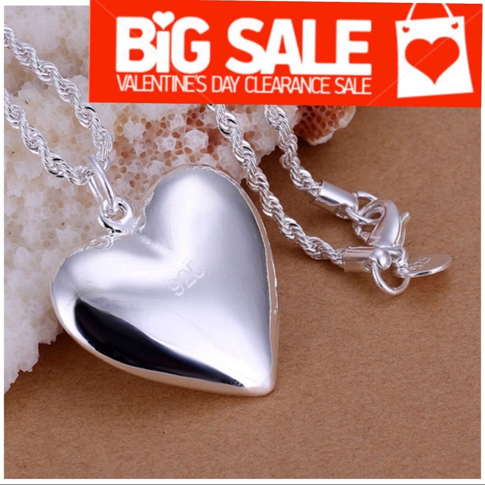 Large 925 Sterling Silver Heart Picture Locket.